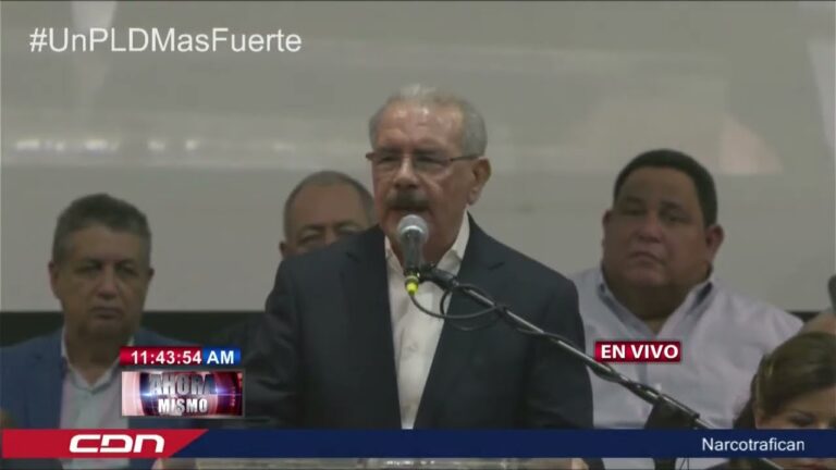 Danilo Medina El pueblo está cansado de la falta de pan y en exceso de circo