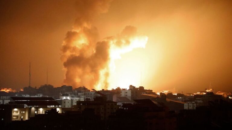 Crisis Israel/Gaza: Netanyahu advierte sobre una «guerra larga» mientras enfrenta una crisis de rehenes sin precedentes tras el ataque a Gaza