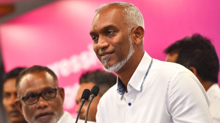 El candidato pro-China Muizzu gana las elecciones presidenciales en Maldivas