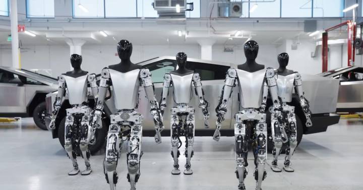 Elon Musk muestra las capacidades del robot humanoide de Tesla |  Artilugio