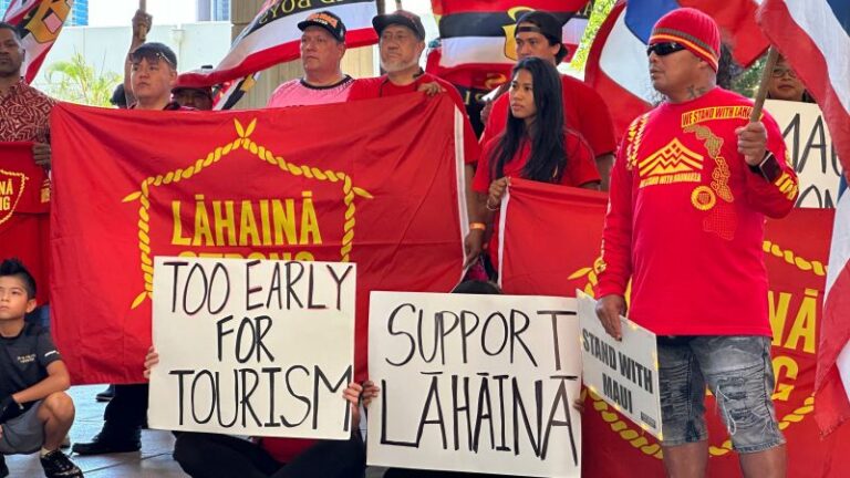 Incendios en Maui: los residentes de Lahaina piden retrasar la bienvenida a los turistas después de los devastadores incendios