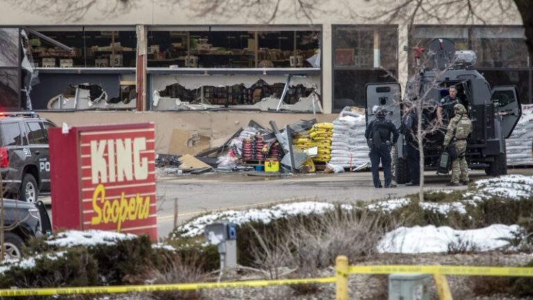 King Soopers: el sospechoso del tiroteo masivo en un supermercado de Colorado se considera competente para ser juzgado, dictamina el juez