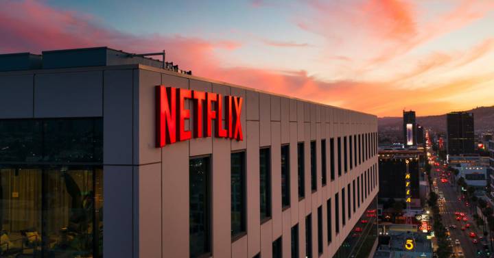 Netflix piensa en algo que no te va a gustar: una nueva subida de precios, ¿por qué?  |  Televisión inteligente
