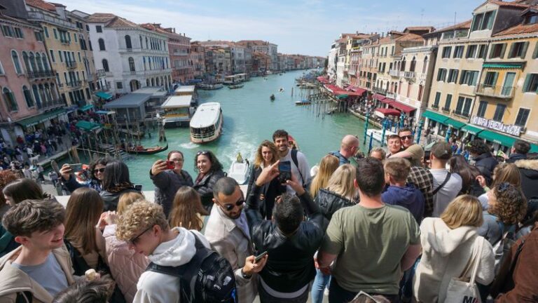 Venecia revela las primeras fechas de 2024 para cobrar a los excursionistas