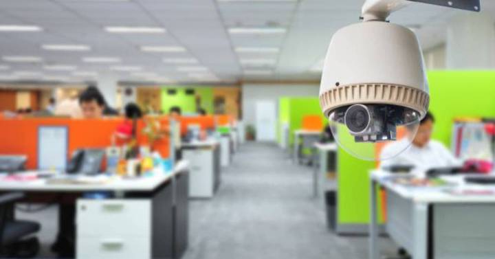 Un tribunal avala usar una cámara oculta en la oficina para cazar al ladrón de los cartuchos de la impresora |  Legal