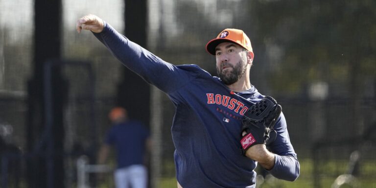 Justin Verlander lanza bullpen y avanza hacia el regreso