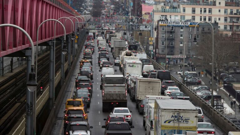 La tarifa por congestión comenzará en enero: gobernadora