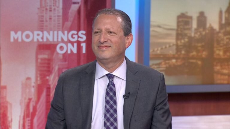 El Contralor de la ciudad se postula para alcalde