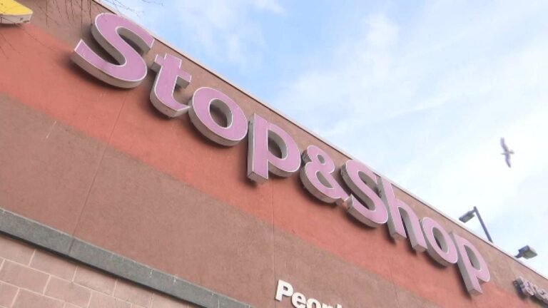 Stop & Shop hace «limpieza a fondo» por alerta de listeria