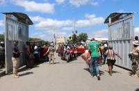 Haití continúa sin portón en la frontera por Dajabón – Remolacha