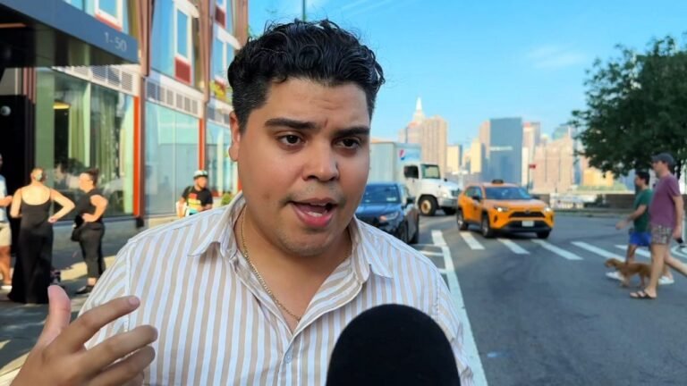Inquilinos de edificios de 30 pisos se quejan elevadores