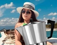 La Materialista en playita mode (fotos)