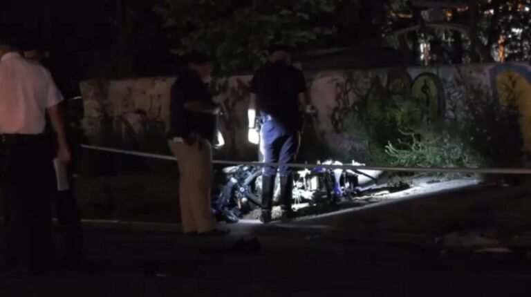 Fallecen dos jóvenes en un accidente de motocicleta