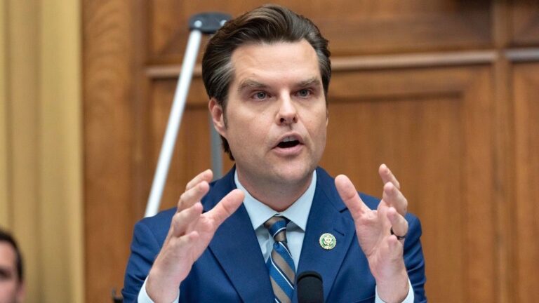 Gaetz se retira como candidato de Trump para fiscal general