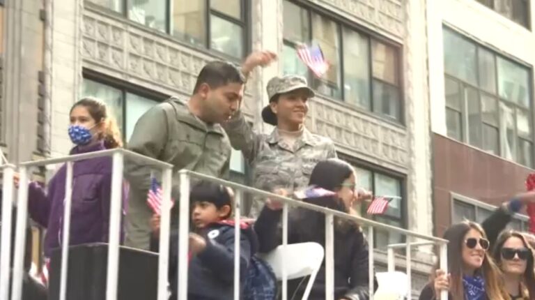 El Desfile anual del Día de los Veteranos cumple 105 años