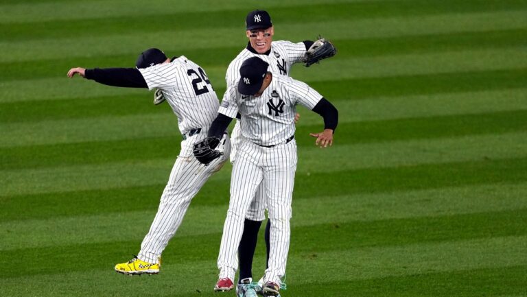 Yankees vencen a Dodgers y siguen vivos en la Serie Mundial