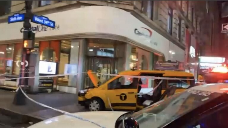 Un conductor de taxi atropella a varias personas en Midtown