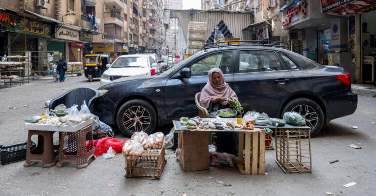 Egipto ve a sus refugiados como un problema y una oportunidad