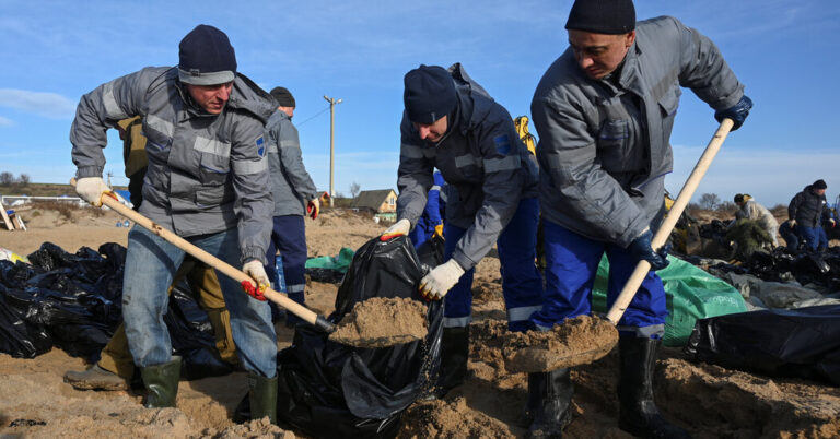 Una tormenta, un derrame y un desastre para las playas del Mar Negro