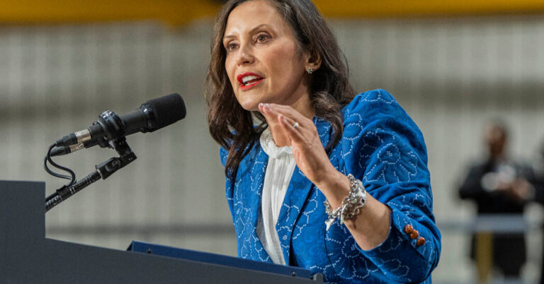 Whitmer defiende la industria automotriz de Michigan y advierte sobre riesgos arancelarios