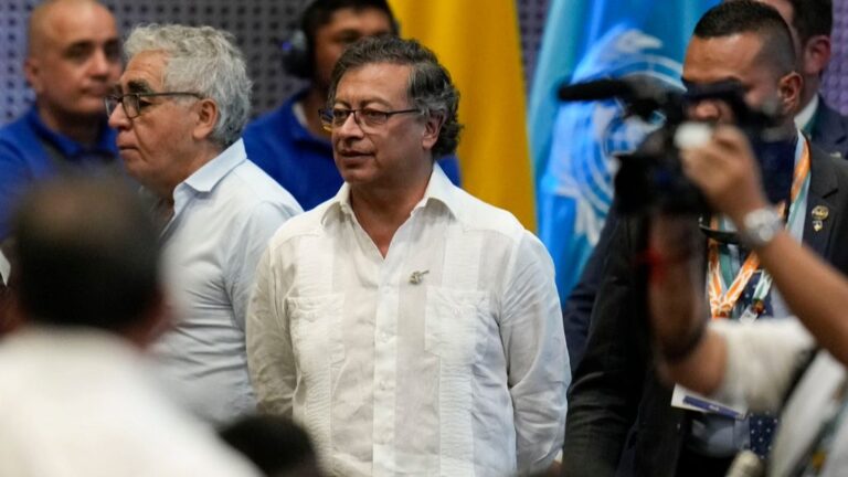 Colombia: Renuncia Ministro del Interior