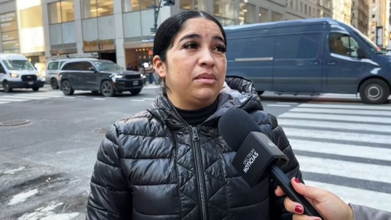 'Los que vivimos en el hotel no sé Qué Iremos Hacer'
