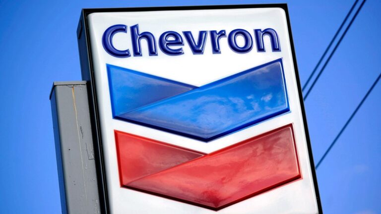 Trump Revoca Licencia A Chevron en Venezuela