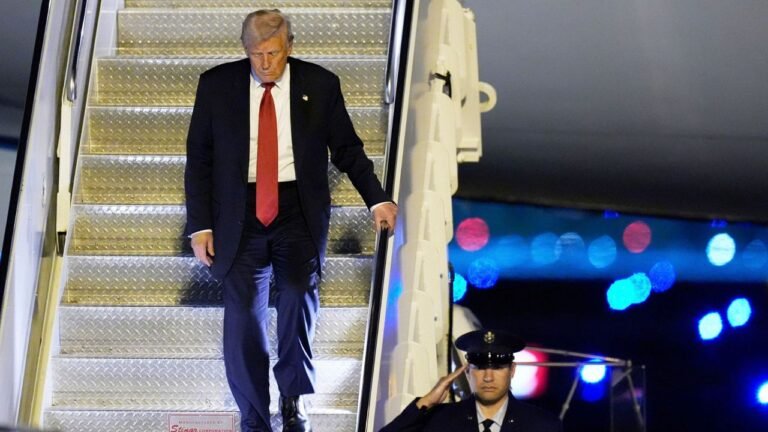 Trump Invoca Ley del Siglo XVIII para acelerars deportaciones