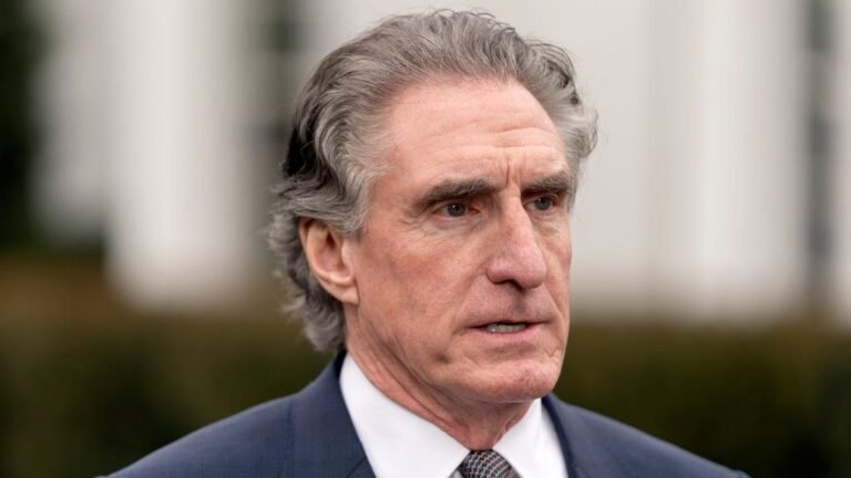 Trump Ordena Detener Proyecto Eólico Marino en Nueva York