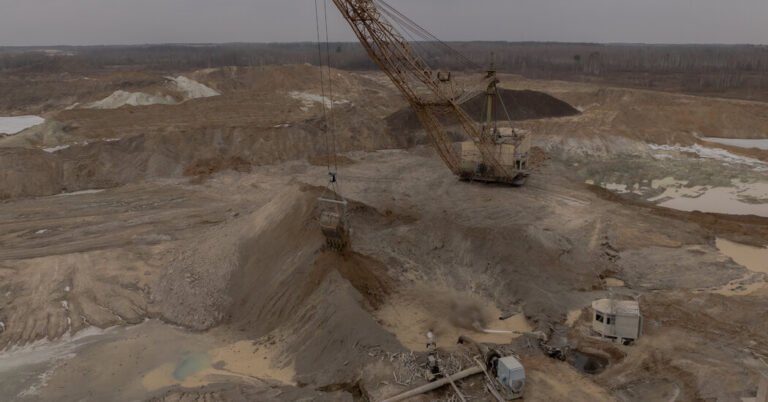 Trump se relaciona con el futuro de Ucrania con el acuerdo de minerales