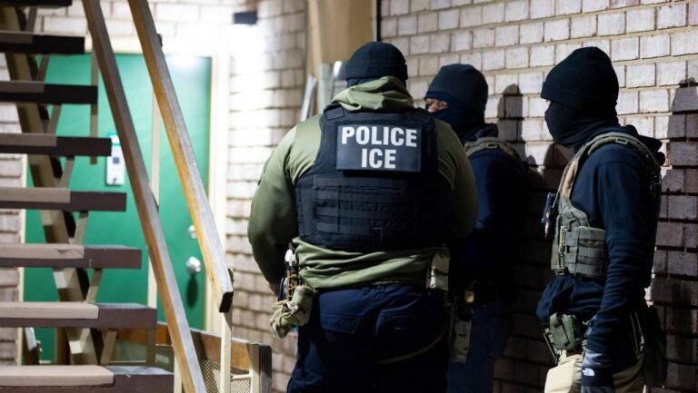 Gobierno Trump Dice Que Deportó A 528 Personas de Houston