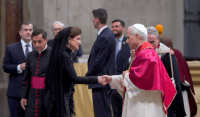 Raquel Peña asiste a misa de inicio del pontificado de León XIV – Remolacha