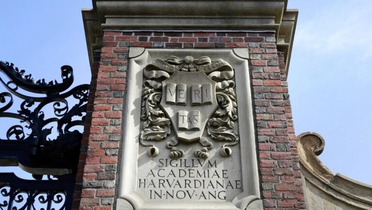 Jueza Bloquea Trump Evitar Harvard Reciba Extranjeros