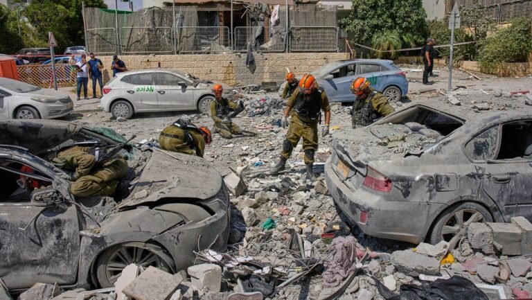 Israel Acusa A Irán de Lanzar Misiles Tras El Alto Al Fuego