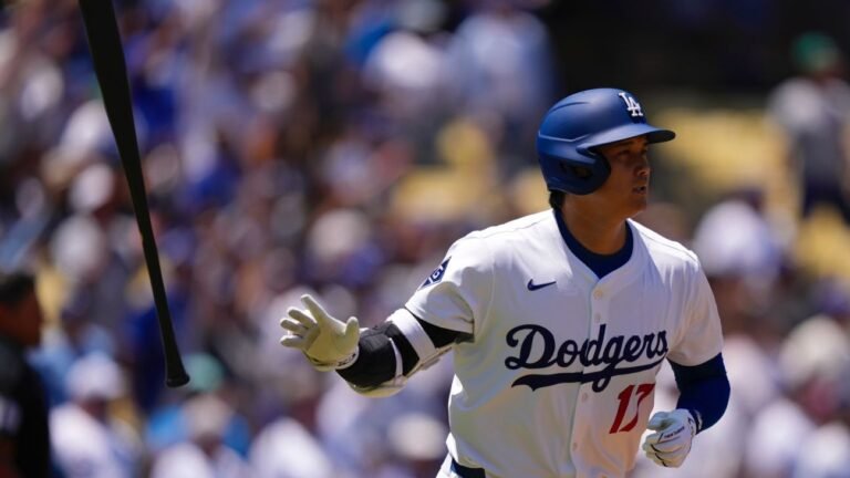 Shohei Ohtani jonrones en quinto juego consecutivo, atando el récord de los Dodgers