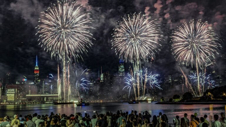TODO LISTO Para Espectáculo de Fuegos Artificiales de Macy’s