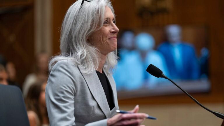 Comisión Aprueba A Susan Monarez COMO Director de Los CDC