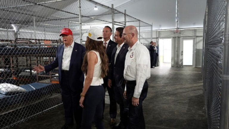 Inmigrantes revivido con Alcatraz Humillamentos Carpas Arpaio