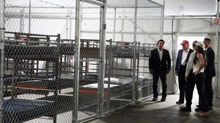 Centro de Detencia de Inmigrantes en área Plagada Caimanes