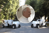 Los nuevos vehículos eléctricos del papa – Remolacha