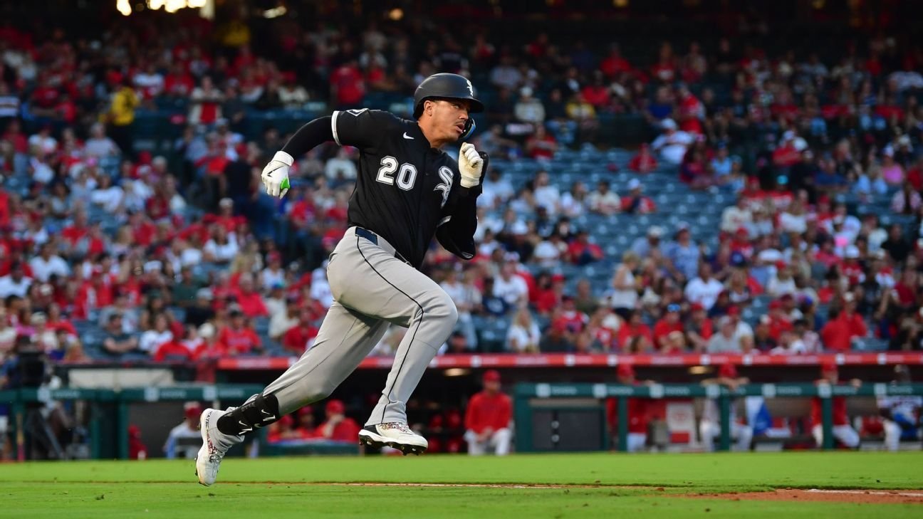 White Sox Place Inf Miguel Vargas en IL con tensión oblicua