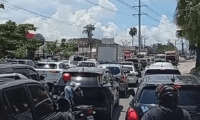 Taponazo en la avenida República de Colombia (video) – Remolacha