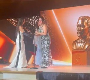 Alicia Ortega fue galardonada en los Premios Dominicanísimo 2025 – Remolacha