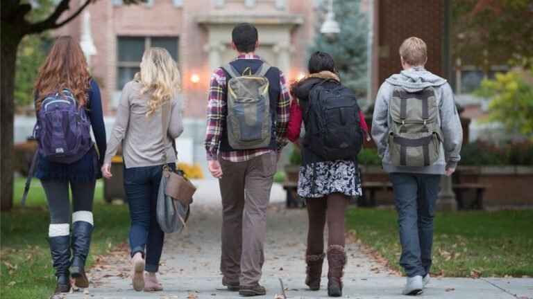 Crecen intereses en Millones de Présstamos estudiantiles