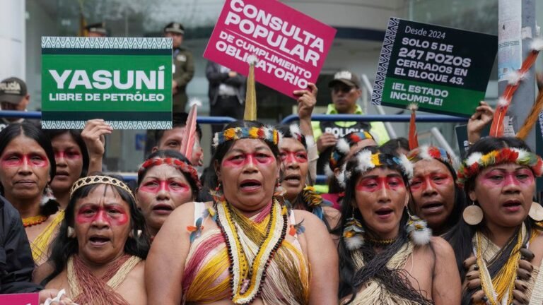 Indímenas exigen fin de extracción petrolera en eCuador