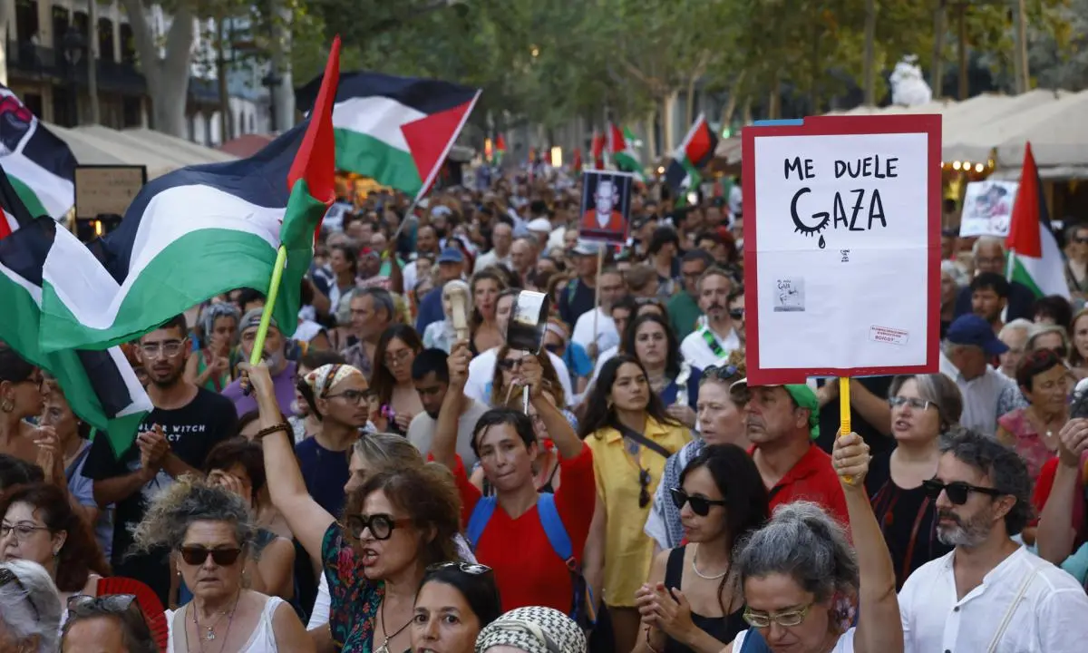 Miles de personas se manifiestan en España contra el «genocidio» israelí en Gaza