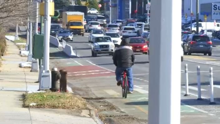 Negocios de Astoria Contra Plan de Carriles Bici Protegidos