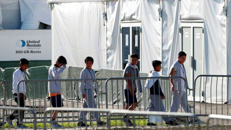 Eeuu Planea Deportar A Cerca de 700 Niños Guatemaltecos