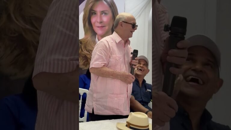Hipólito Mejía y sus jocosidades. Llama Azaroso a Leonel Fernández.