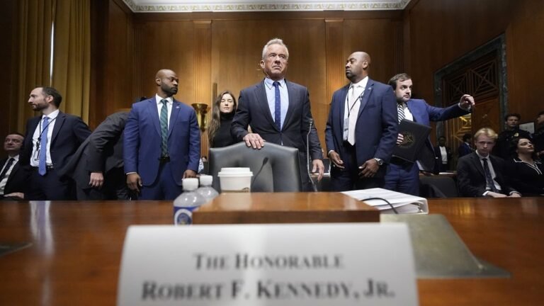 Kennedy Jr., Secretario de Salud, Ante Comité del Senado